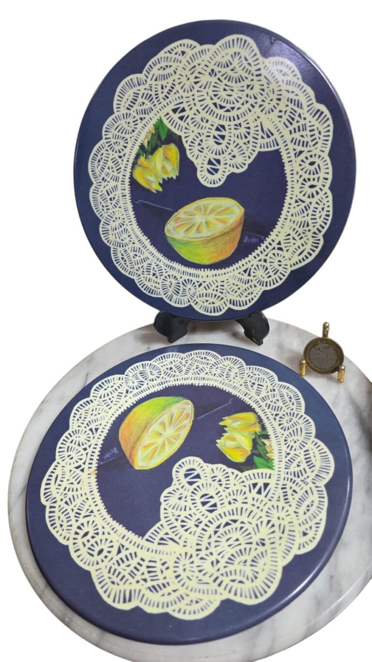 Par de melamina italiana com belíssima arte assinada