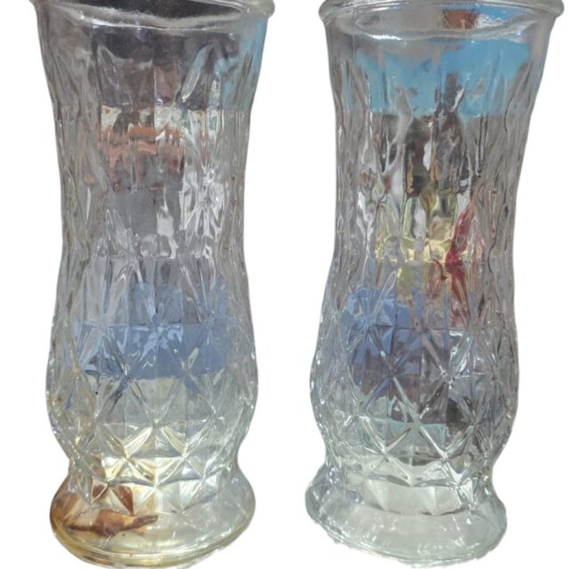 Par de vasos de vidro