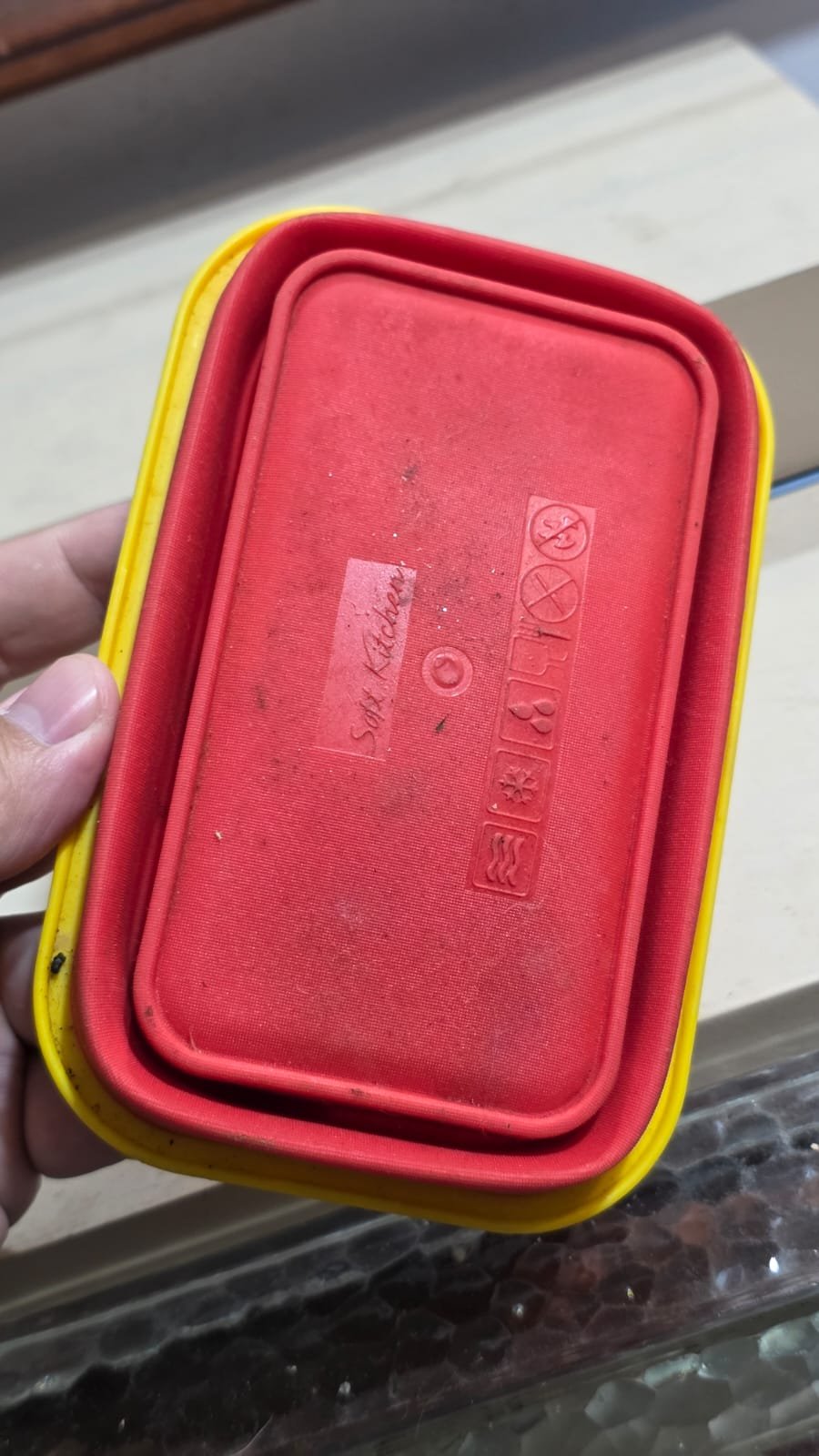 Lunchbox Retrátil Yuze na cor rosa, ideal para transporte prático de alimentos - Imagem 4