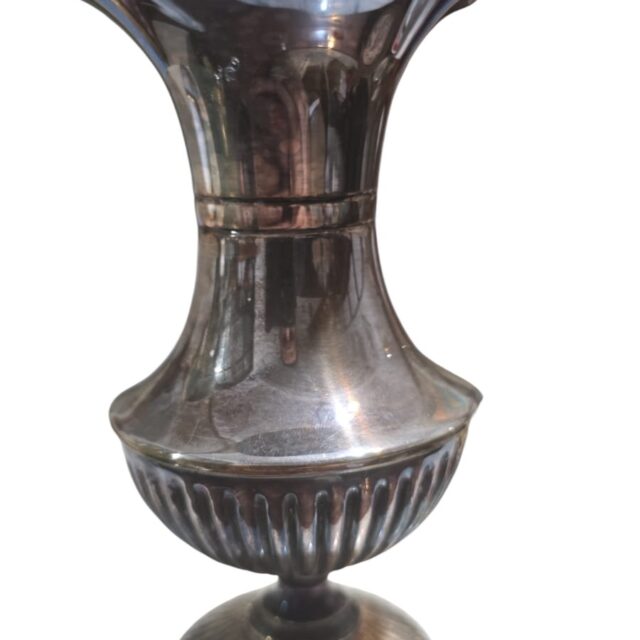 Elegante vaso espessurado a prata Bristol, belo banho